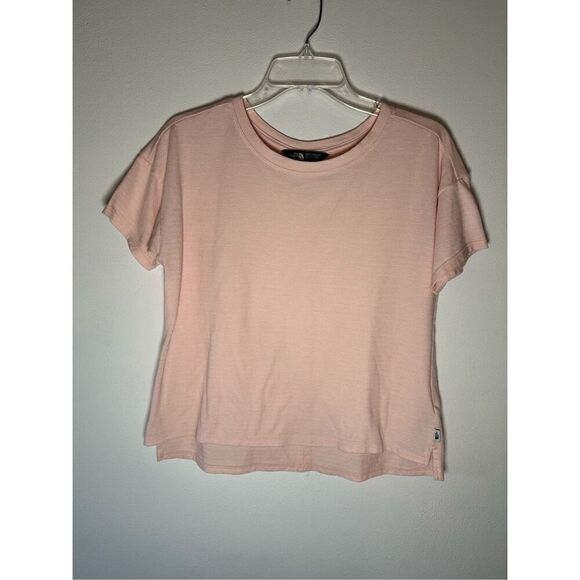 North Face women’s short sleeve light pink t-shirt size S/P.  #13-1578 - Picture 1 of 5